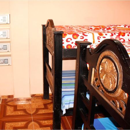 Hostal Happy Day Cartagena Exterior photo