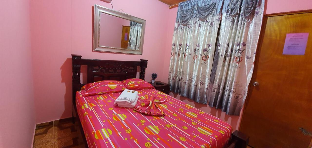 Hostal Happy Day Cartagena Exterior photo