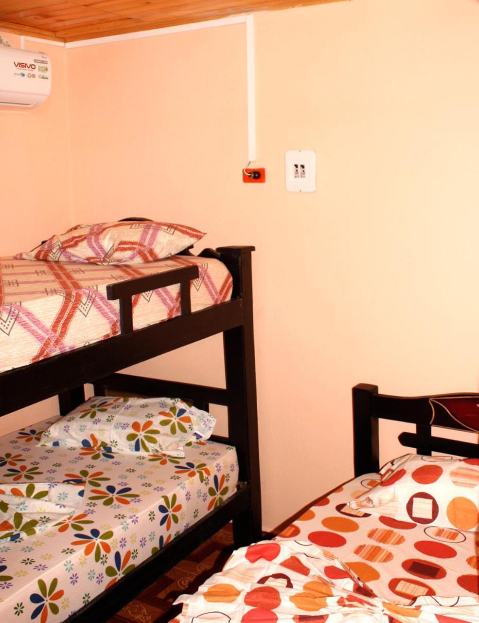 Hostal Happy Day Cartagena Exterior photo